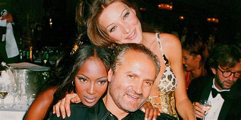 Gianni Versace: storia dello stilista entrato nel mito.